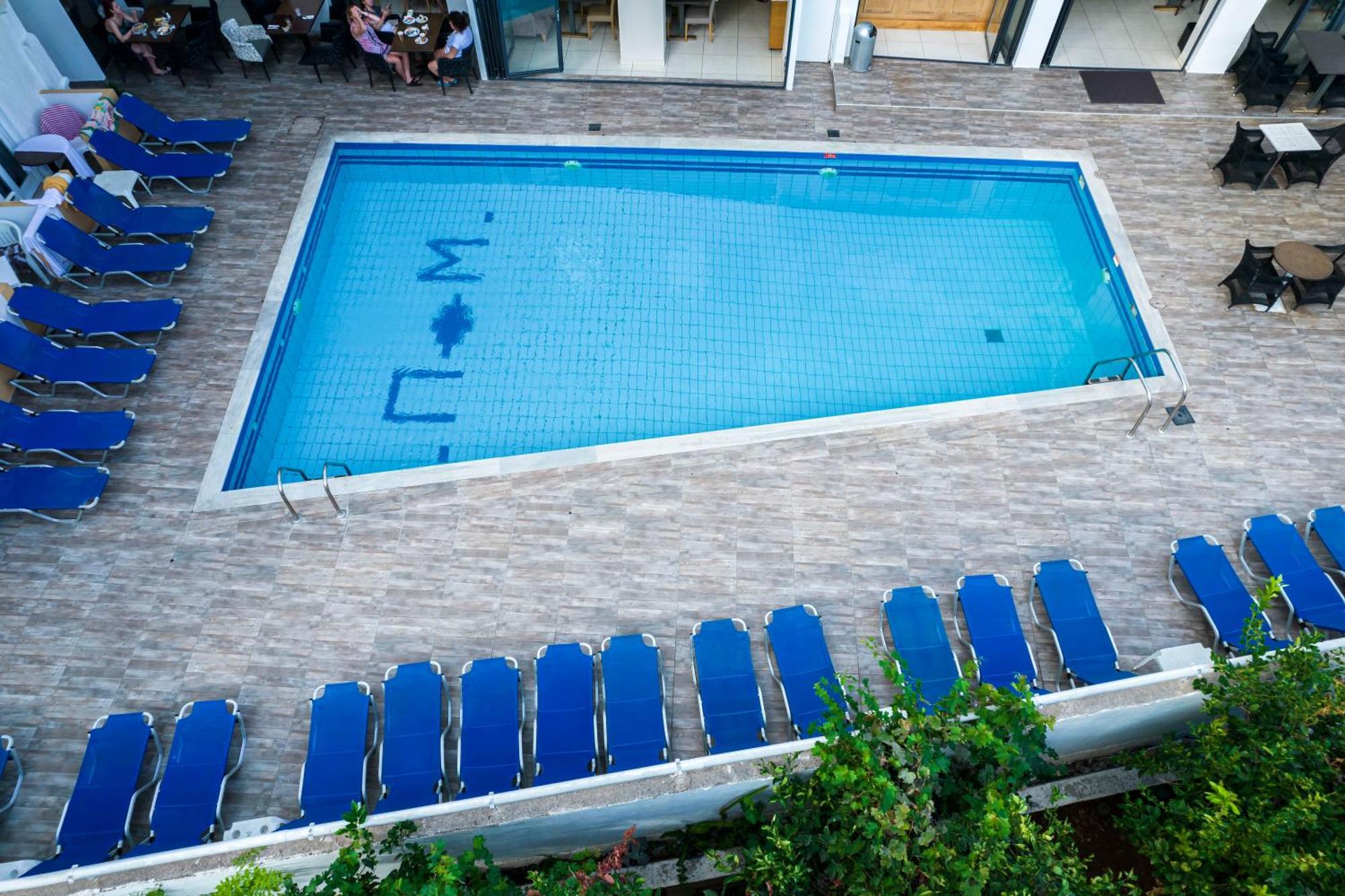 Pela Maria Hotel (Adults Only) Herszonisszosz Kültér fotó