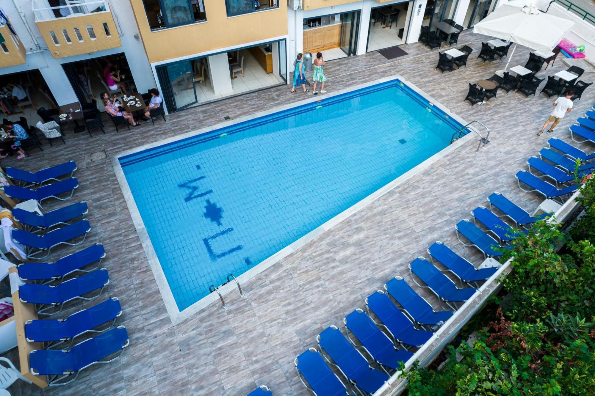 Pela Maria Hotel (Adults Only) Herszonisszosz Kültér fotó